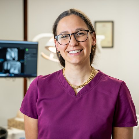 Zobārsts Villa Dental klīnikā Rīgā